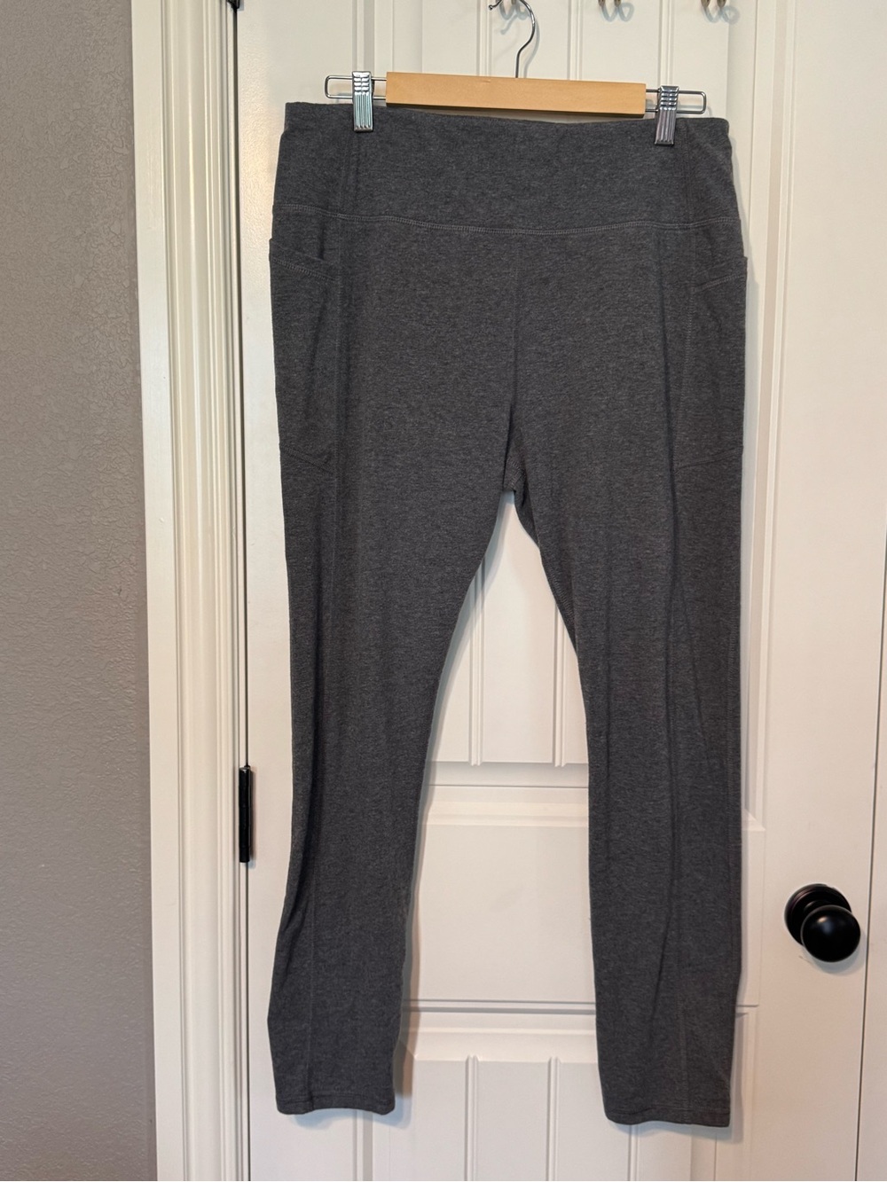 Athletic Works leggings